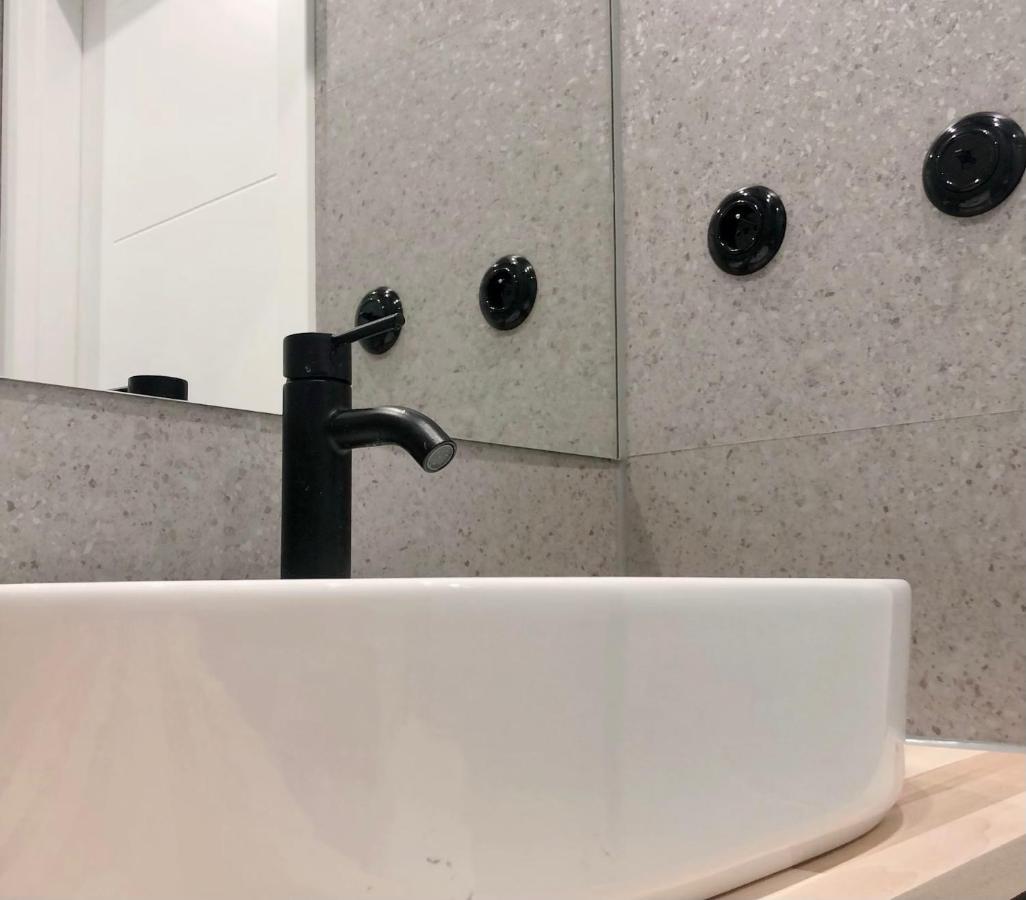 Apartamenty Stara Winiarnia Walcz Bagian luar foto